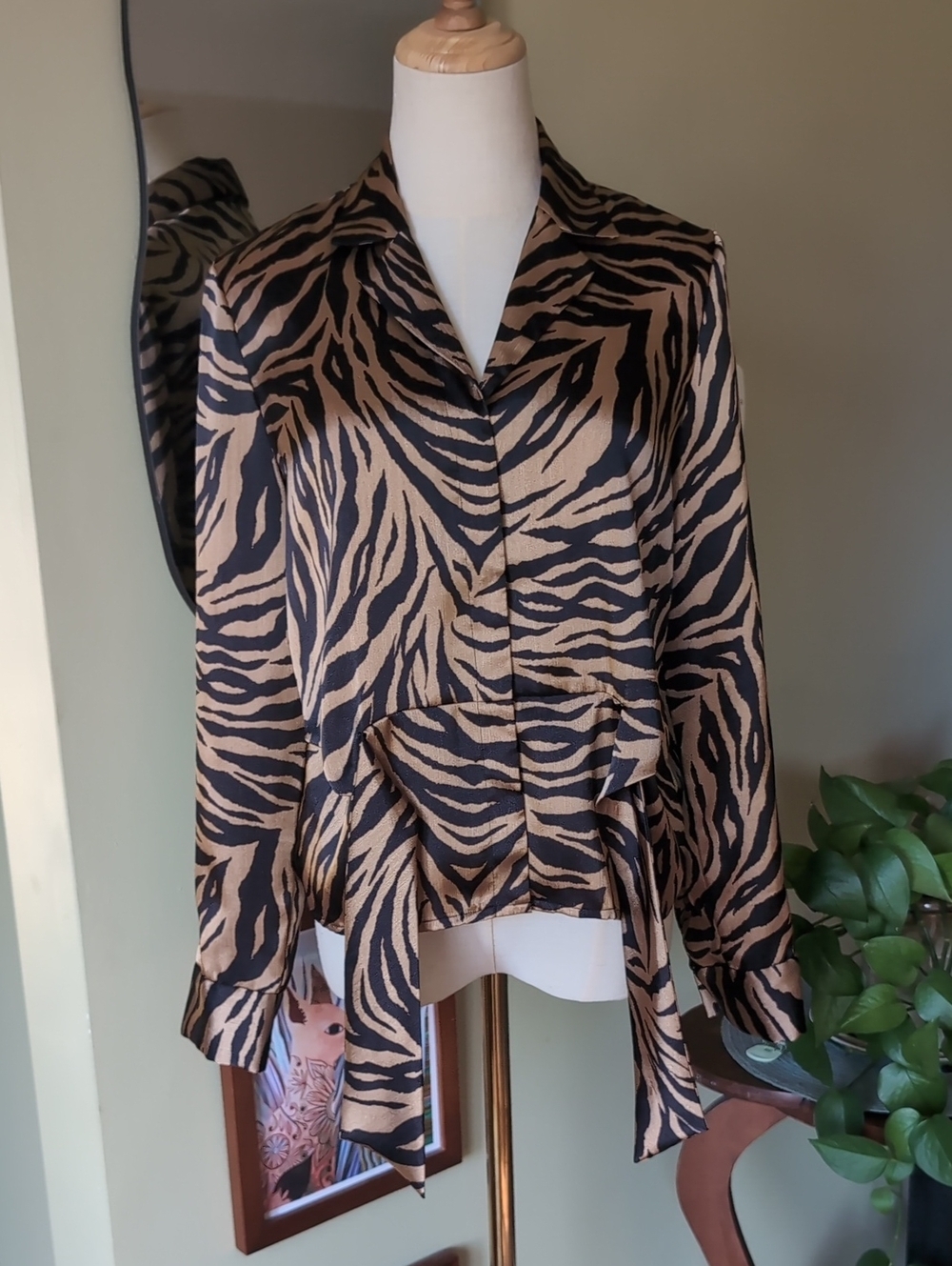 Jones New York Women's Size Small Animal Print Blouse - Picture 10 of 14